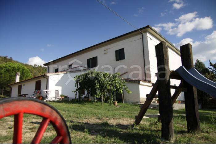 casa indipendente in vendita a Santa Luce in zona Pieve di Santa Luce