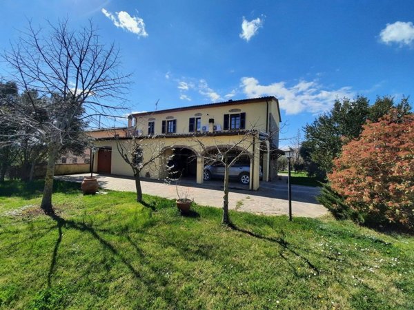 casa indipendente in vendita a Santa Luce