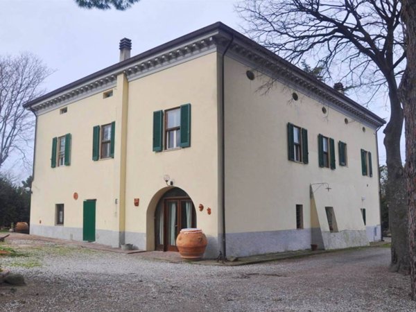 casa indipendente in vendita a Santa Luce