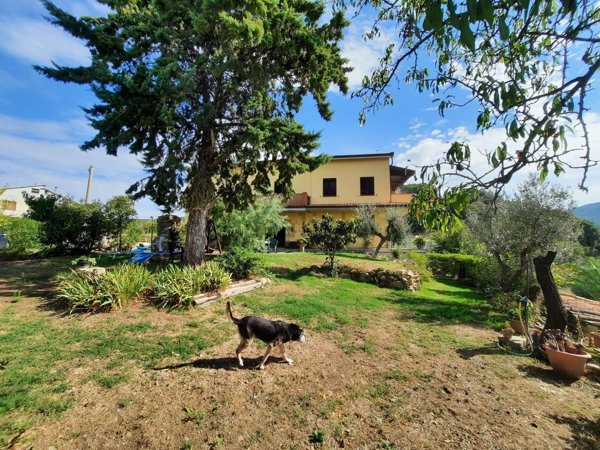 casa indipendente in vendita a Santa Luce
