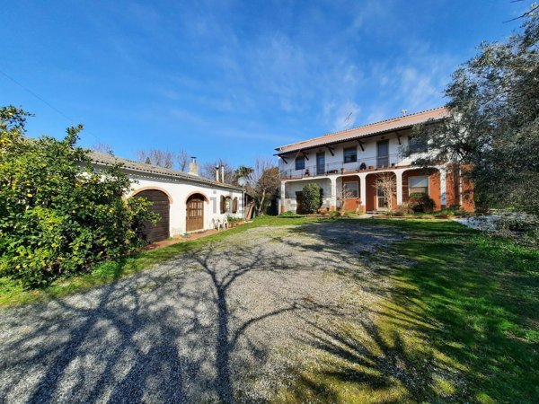 casa indipendente in vendita a Santa Luce