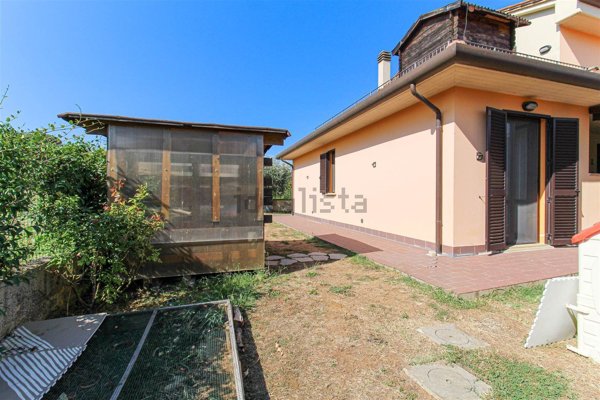 casa indipendente in vendita a Santa Luce