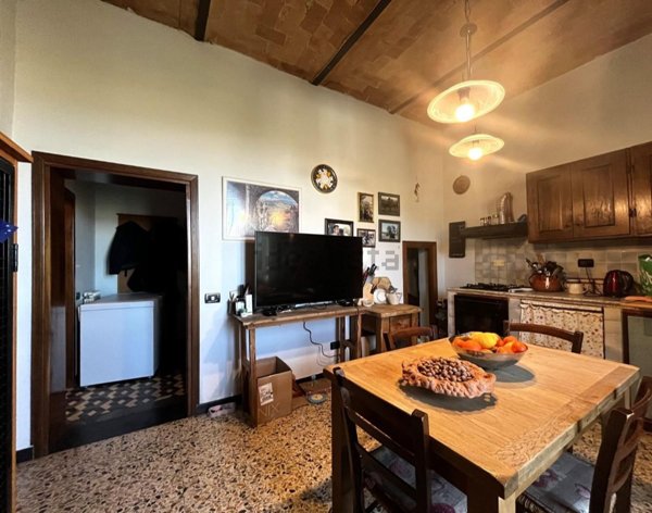 casa indipendente in vendita a Santa Luce in zona Pastina