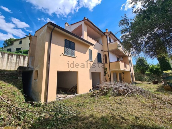 appartamento in vendita a Santa Luce in zona Pomaia