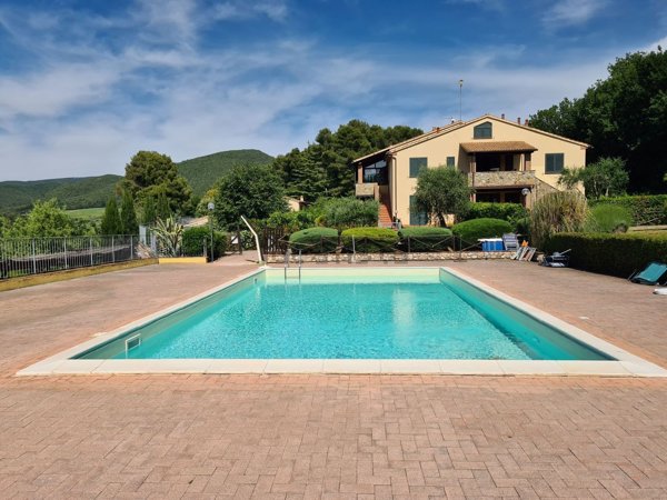 appartamento in vendita a Santa Luce in zona Pomaia