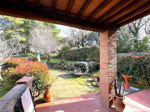 appartamento in vendita a Santa Luce in zona Pomaia