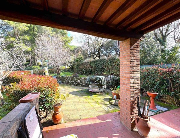 appartamento in vendita a Santa Luce in zona Pomaia