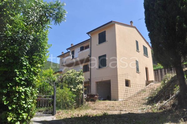 appartamento in vendita a Santa Luce in zona Pomaia