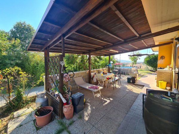 casa indipendente in vendita a Santa Luce
