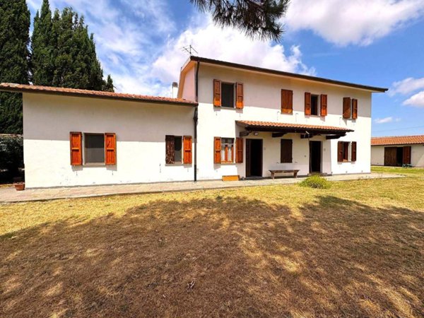casa indipendente in vendita a Santa Luce