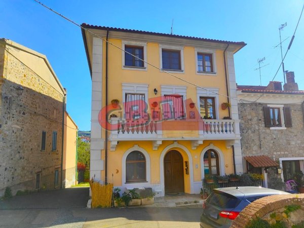 appartamento in vendita a Santa Luce in zona Pomaia