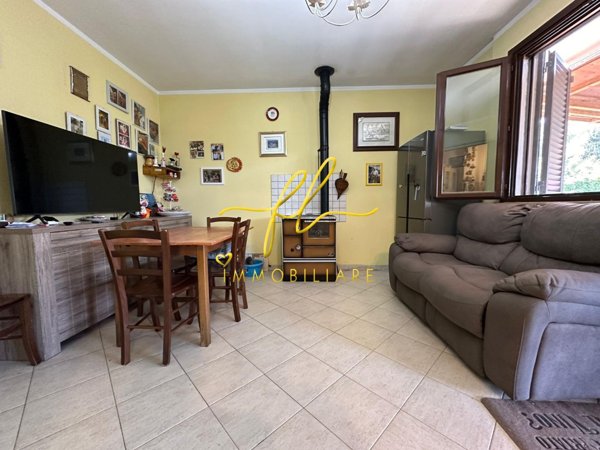 casa indipendente in vendita a Santa Luce