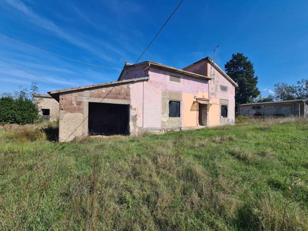 casa indipendente in vendita a Santa Luce