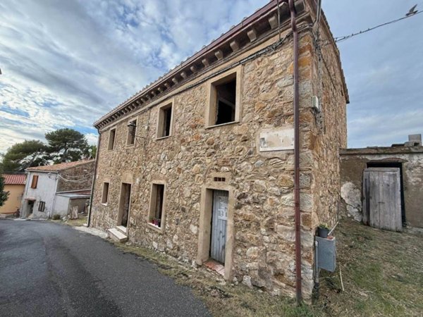 casa indipendente in vendita a Santa Luce in zona Pastina