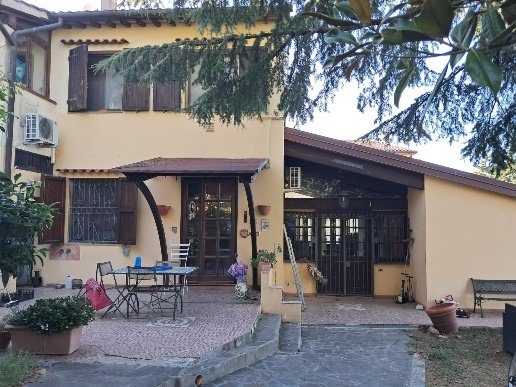 casa indipendente in vendita a Santa Luce in zona Pieve di Santa Luce