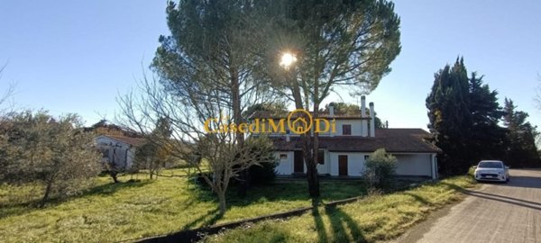 casa indipendente in vendita a Santa Luce