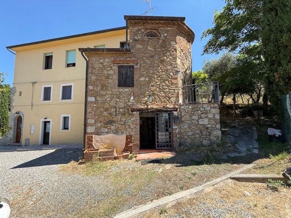 appartamento in vendita a Santa Luce in zona Pastina