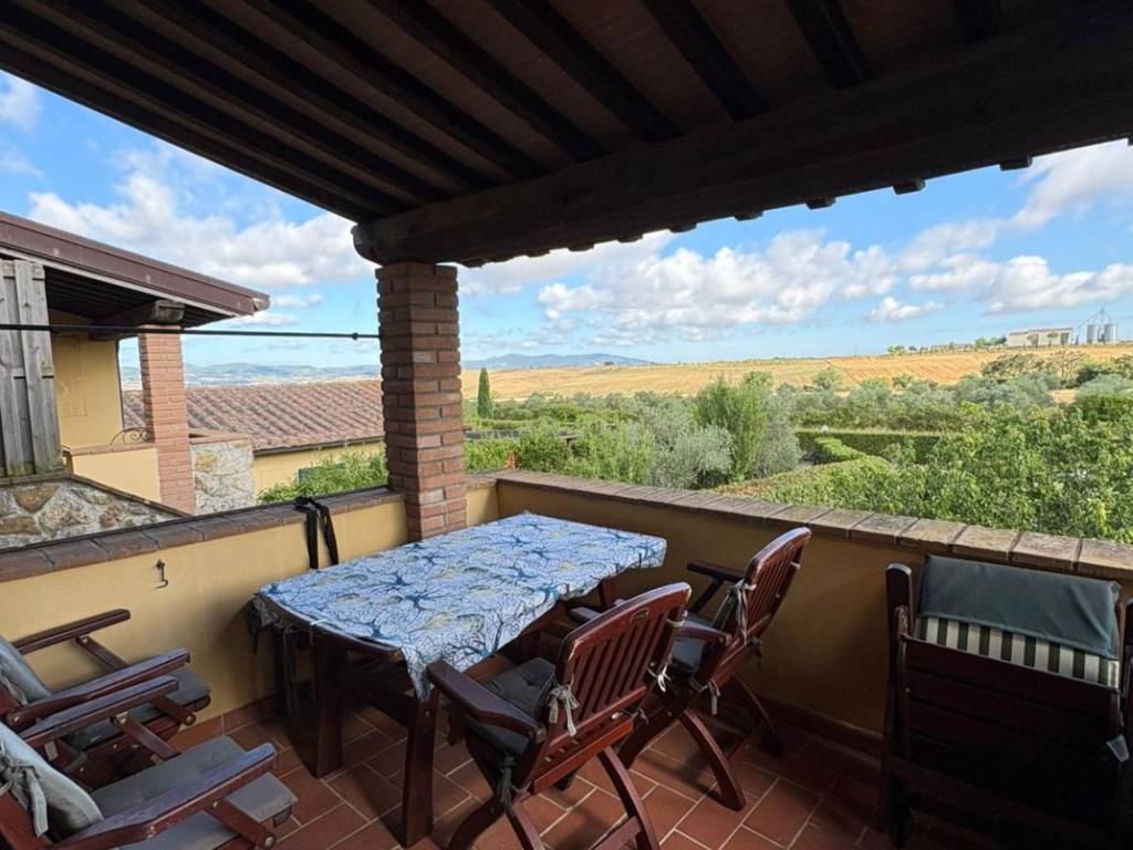 appartamento in vendita a Santa Luce in zona Pomaia