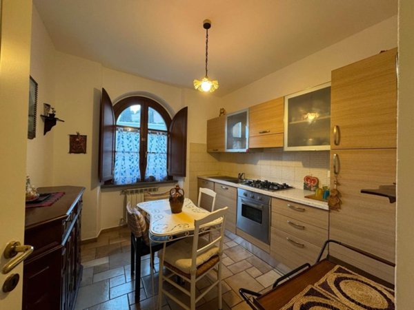appartamento in vendita a Santa Luce in zona Pomaia