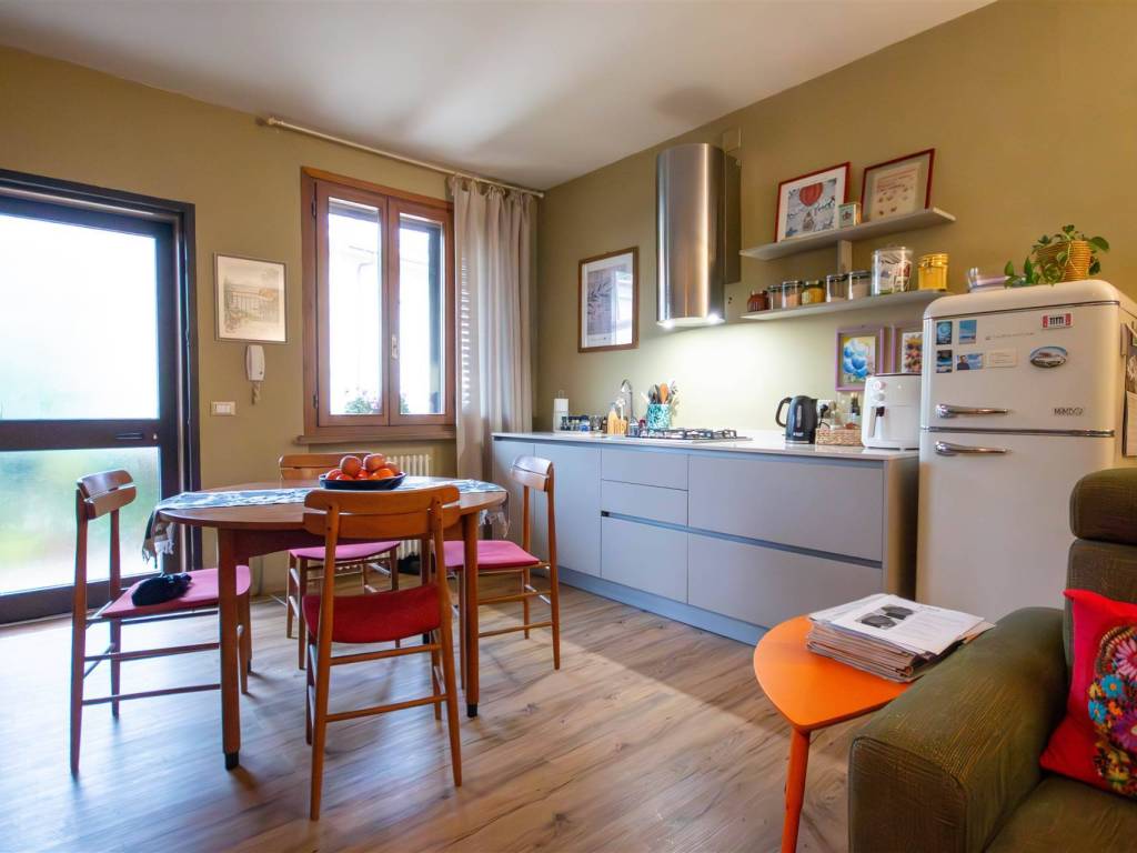 appartamento in vendita a Santa Luce in zona Pomaia