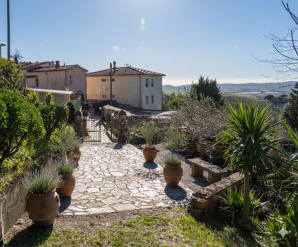 appartamento in vendita a Santa Luce in zona Pastina