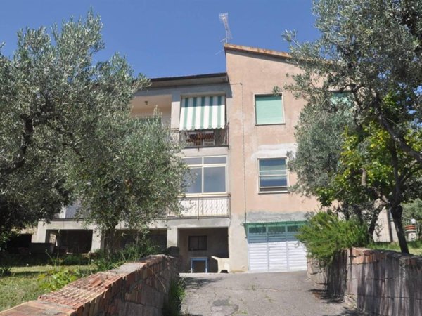 casa indipendente in vendita a Santa Luce in zona Pastina