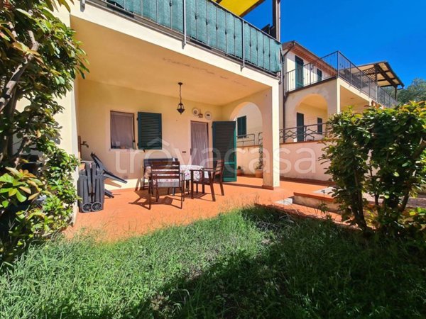 appartamento in vendita a Santa Luce in zona Pomaia