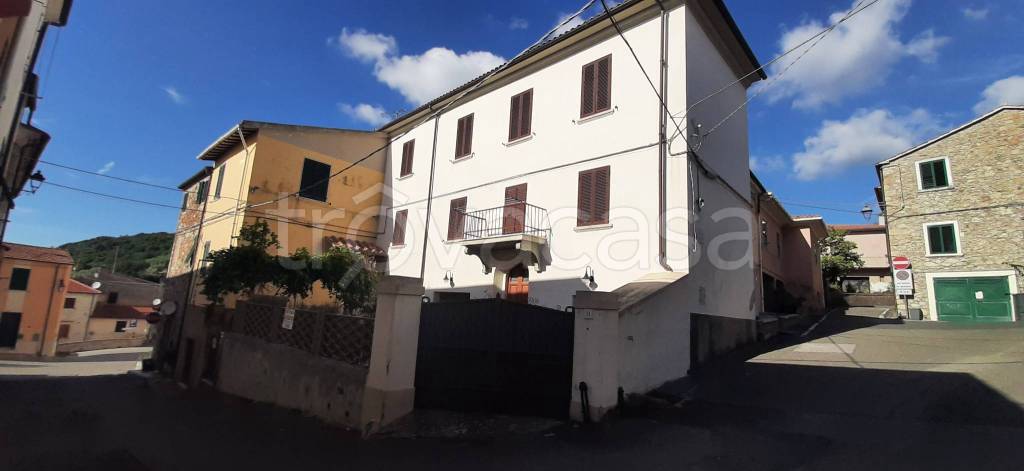 casa indipendente in vendita a Santa Luce in zona Pastina