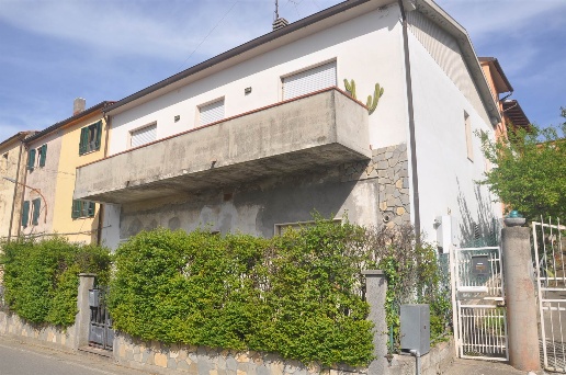 casa indipendente in vendita a Santa Luce in zona Pastina