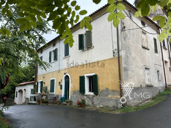 appartamento in vendita a Santa Luce in zona Pomaia