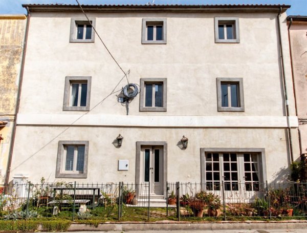 casa semindipendente in vendita a Santa Luce in zona Pastina