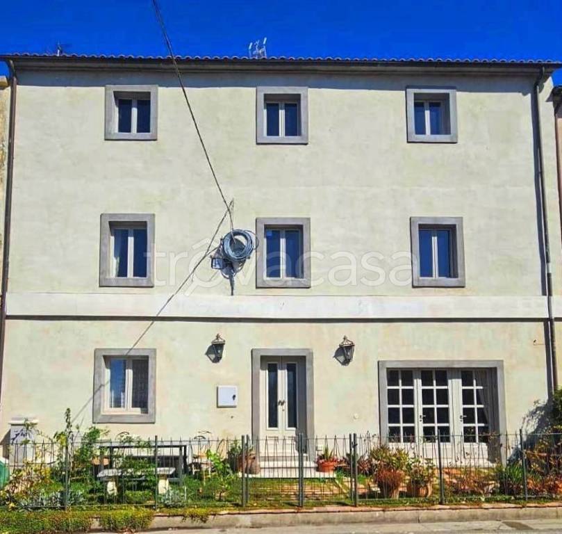 casa indipendente in vendita a Santa Luce in zona Pastina