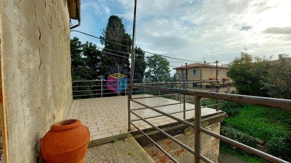 casa indipendente in vendita a Santa Luce in zona Pieve di Santa Luce