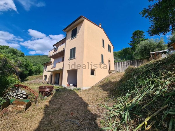 appartamento in vendita a Santa Luce in zona Pomaia