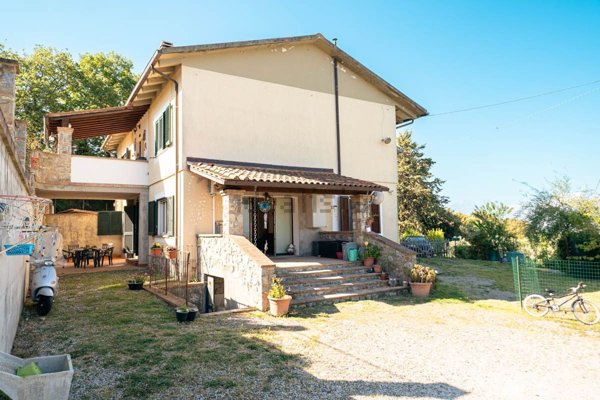 appartamento in vendita a Santa Luce in zona Pastina
