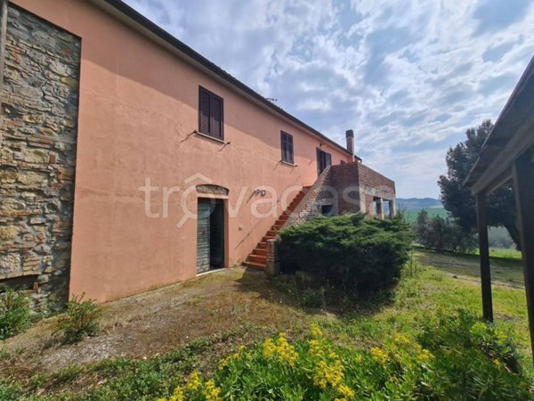 casa indipendente in vendita a Santa Luce in zona Pomaia