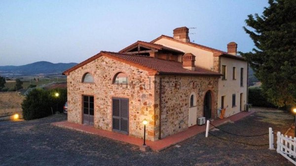 casale in vendita a Santa Luce