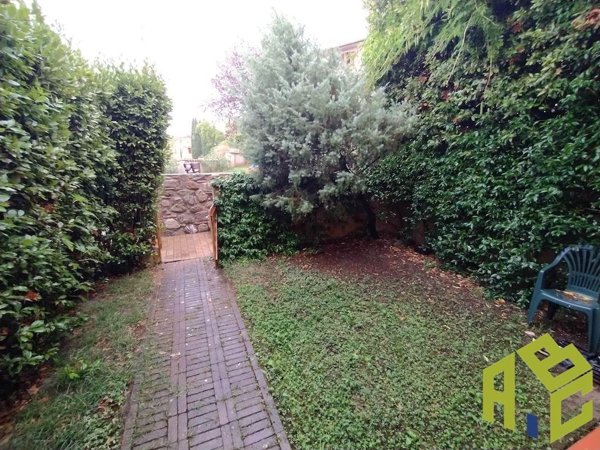 appartamento in vendita a Santa Luce in zona Pomaia