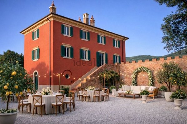 casa indipendente in vendita a Santa Luce in zona Pomaia