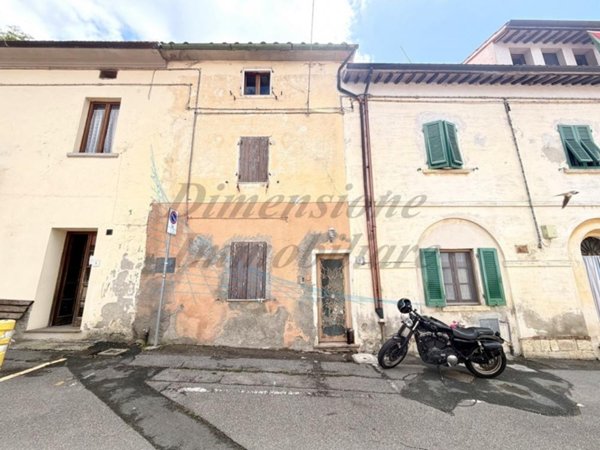 casa indipendente in vendita a Santa Luce in zona Pomaia