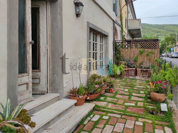 casa semindipendente in vendita a Santa Luce in zona Pastina