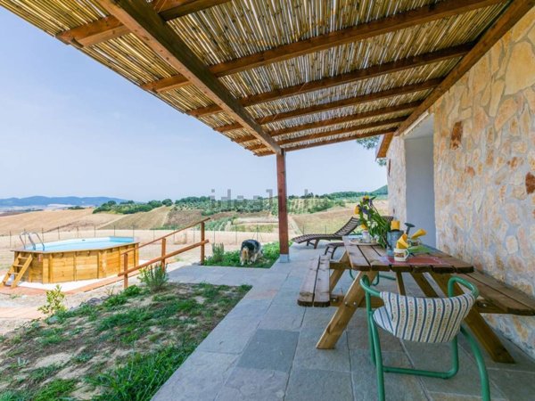 appartamento in vendita a Santa Luce in zona Pomaia