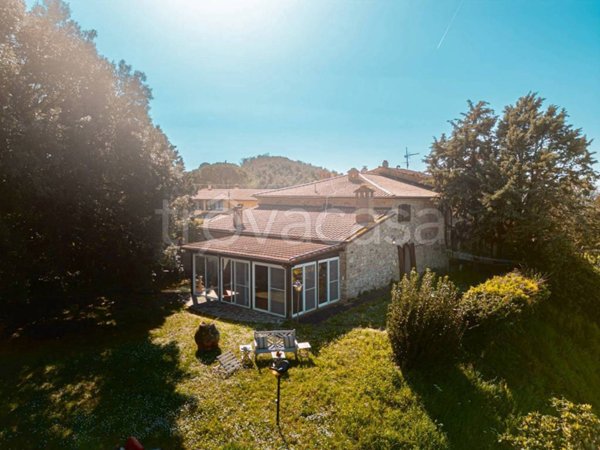 casa indipendente in vendita a Santa Luce in zona Pastina