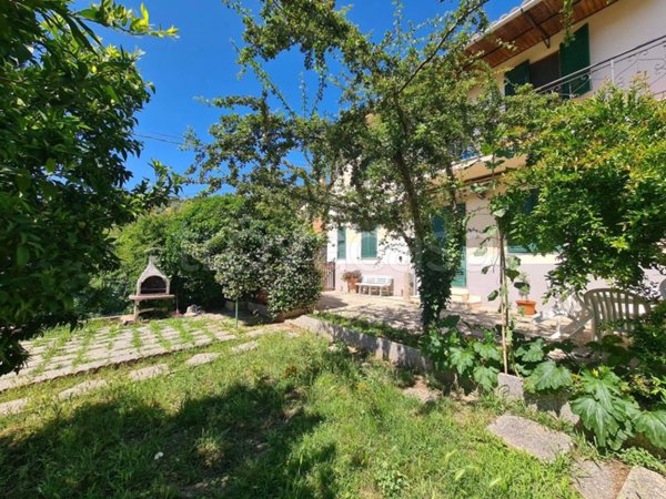 appartamento in vendita a Santa Luce in zona Pastina