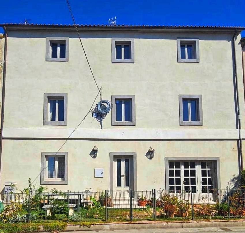 casa indipendente in vendita a Santa Luce in zona Pastina
