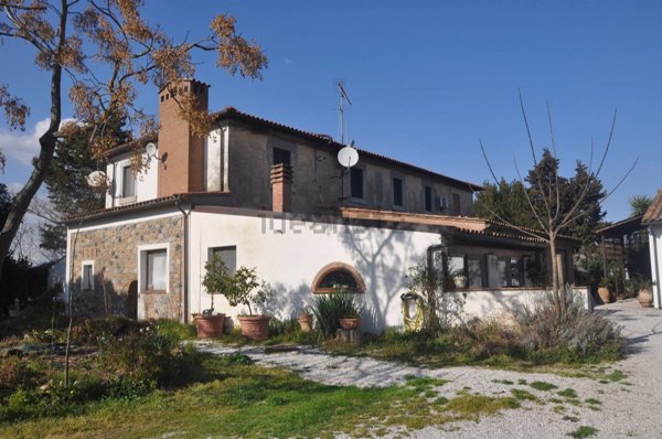 casa indipendente in vendita a Santa Luce
