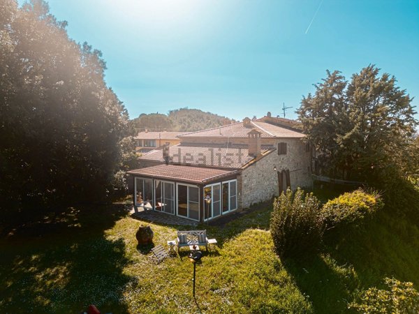 casale in vendita a Santa Luce in zona Pastina