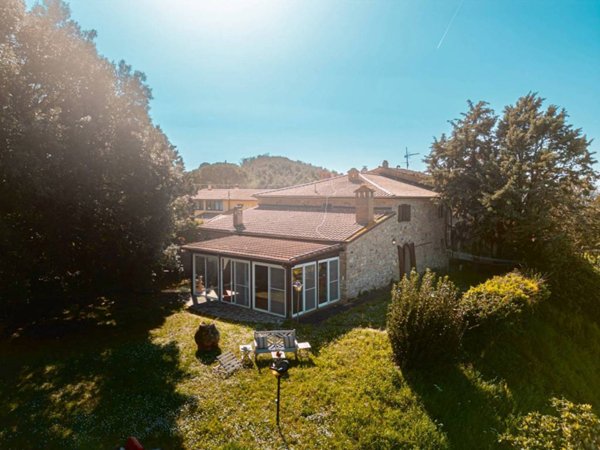 casa indipendente in vendita a Santa Luce in zona Pastina