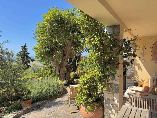 casa indipendente in vendita a Santa Luce in zona Pastina