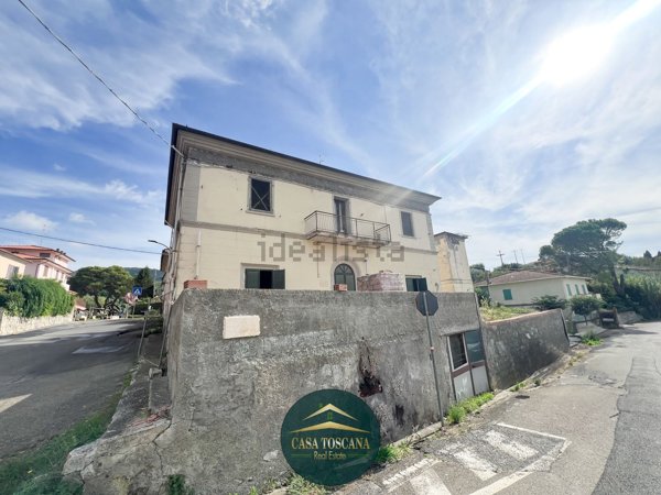 casa indipendente in vendita a Santa Luce in zona Pomaia